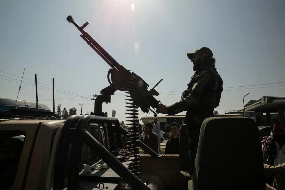 Afghanistan Fires at ‘Pakistani Aircraft’ Over Kabul After Pre-Dawn Blasts